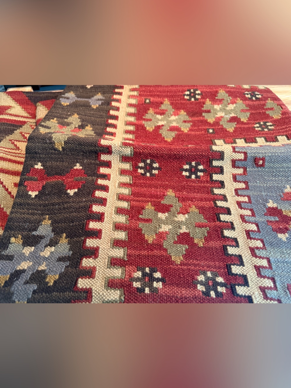 New Pottery Barn Vintage Tribal Kilim Pillow Cover, 18, 2007 - Picture 2 of 10